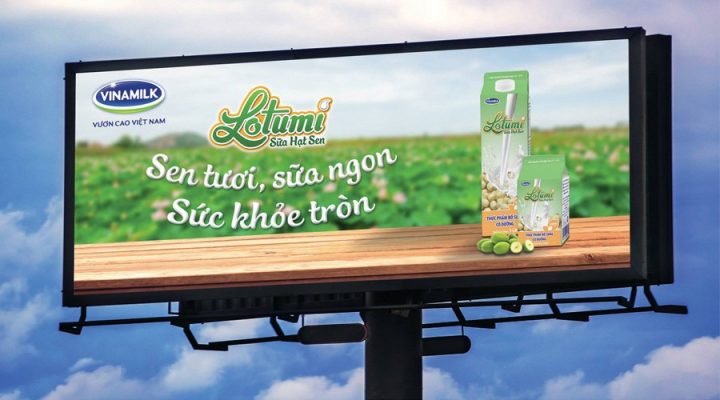 Chiến lược quảng cáo của Vinamilk bằng  biển billboard ngoài trời  