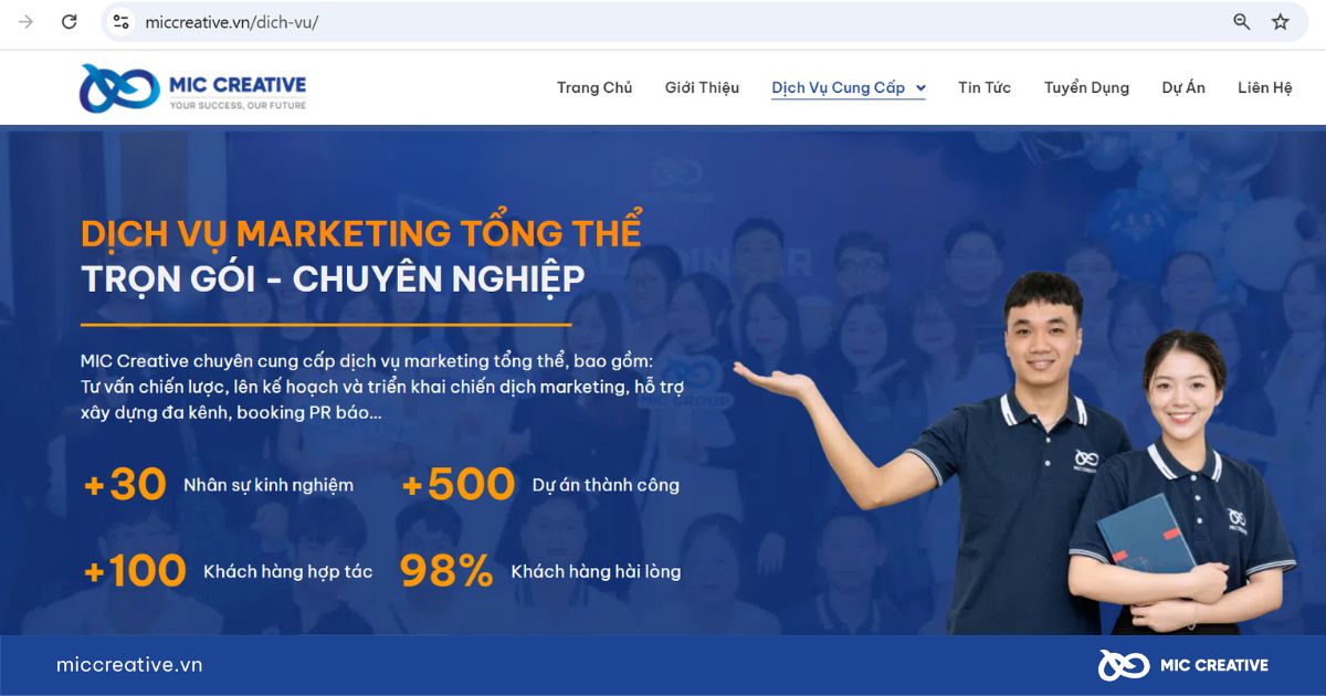 URL nằm trong thanh địa chỉ ở đầu cửa sổ trình duyệt web