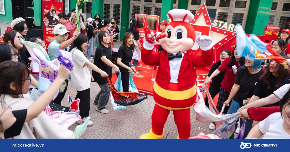 Chạm đúng cảm xúc - Chiến lược đồng hành của Jollibee với Gen Z