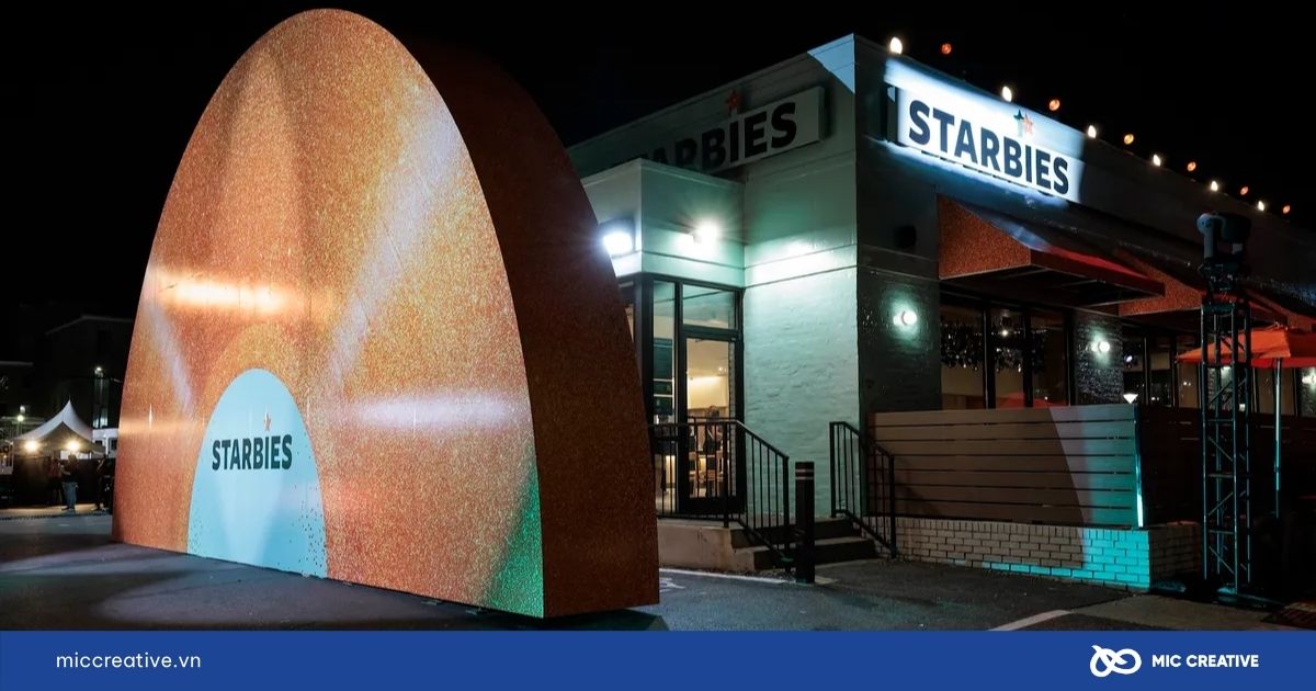 Cửa hàng Starbucks được “biến hình” thành Starbies